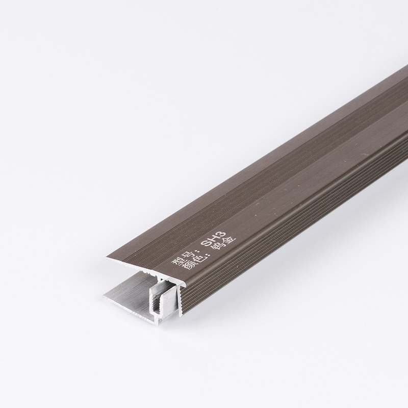 Kemasan Tepi Jubin Aluminium