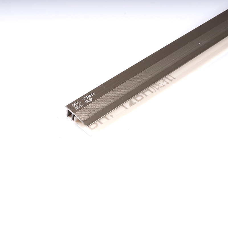 Kemasan hidung tangga jubin Bentuk yang berbeza