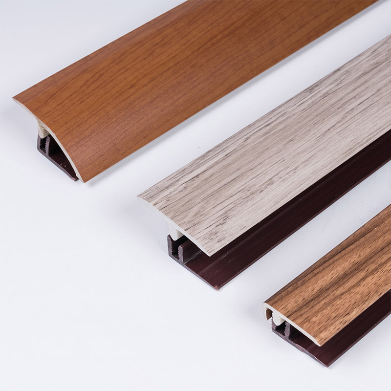 Jalur Tepi Lantai berbentuk T dalaman