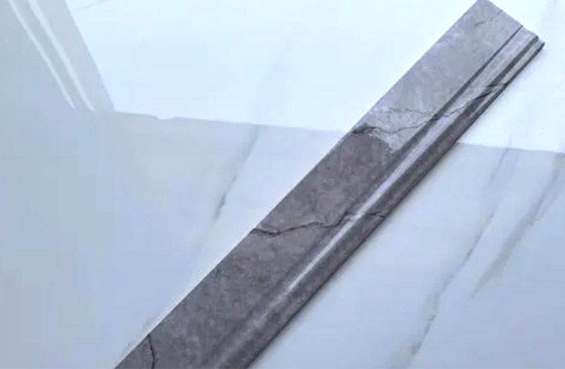 Papan skirt berjubin