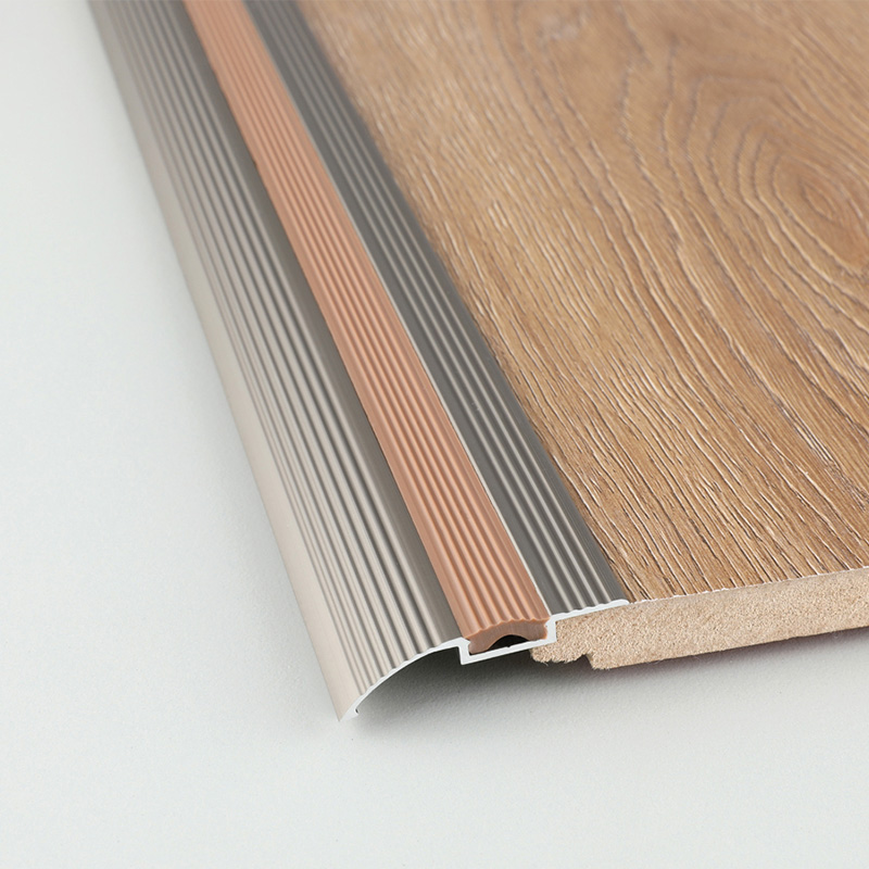 Jalur peralihan lantai