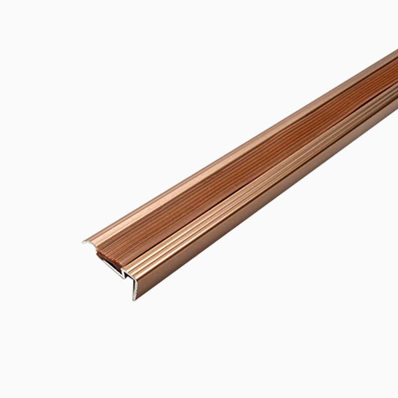 Kemasan tepi tangga jubin dalaman