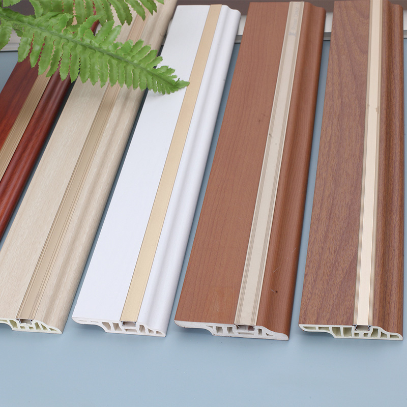 Papan skirting berwarna coklat