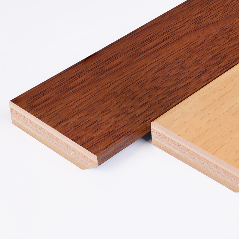 Papan skirting kayu padu