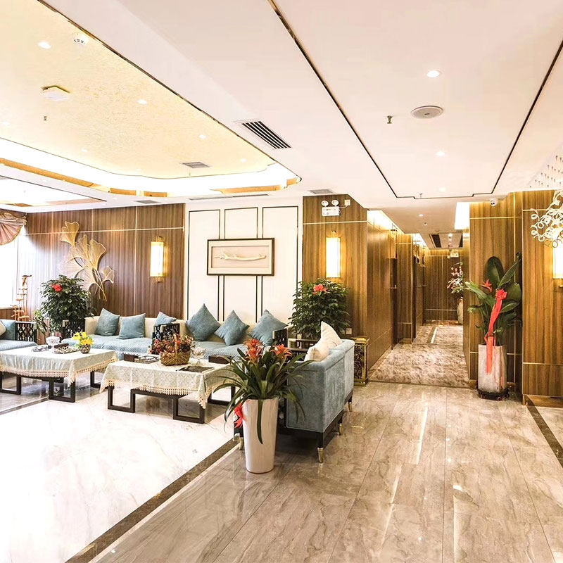  Jalur peralihan lantai aluminium