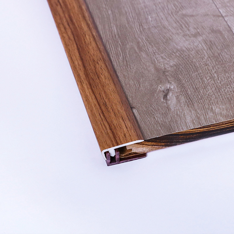 Kemasan tepi lantai PVC dalaman