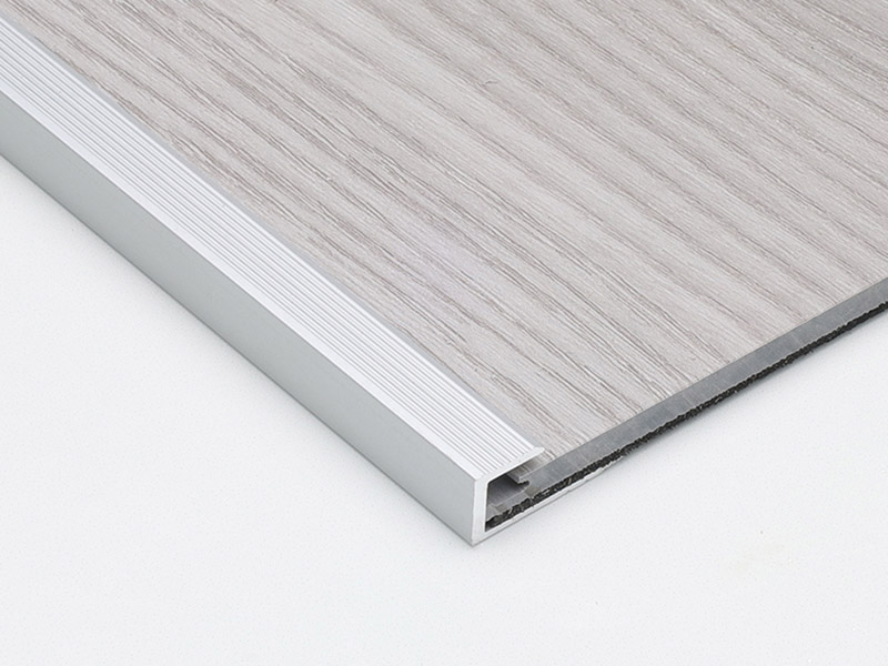 Kemasan Tepi Lantai Aluminium Persegi