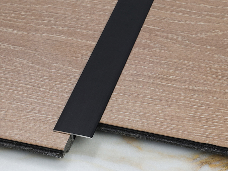 Trim Lantai Aloi Aluminium berbentuk T