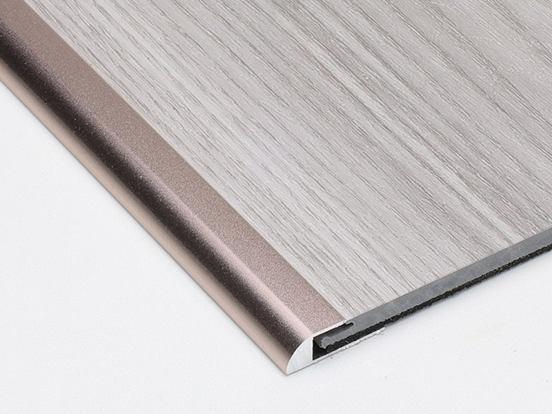 Jalur Tepi Lantai berbentuk C Rose Gold