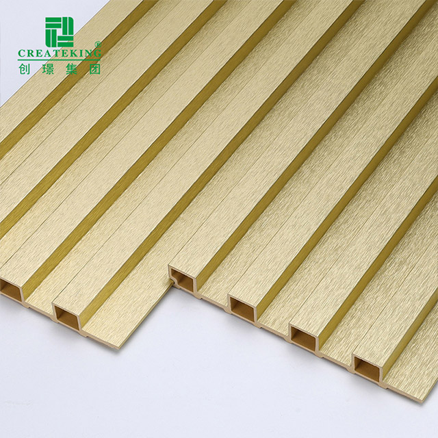 Panel Dinding Bergalur Emas Metalik 155*17mm