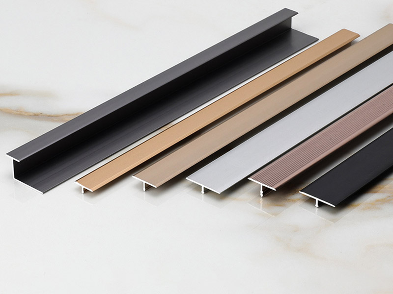 Trim Tepi berbentuk T