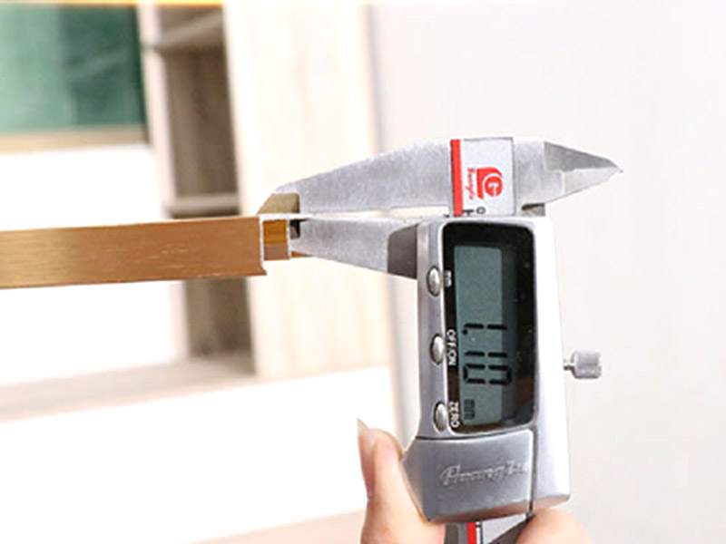 Ketebalan Bahan Skirting: Julat, Aplikasi dan Kesannya