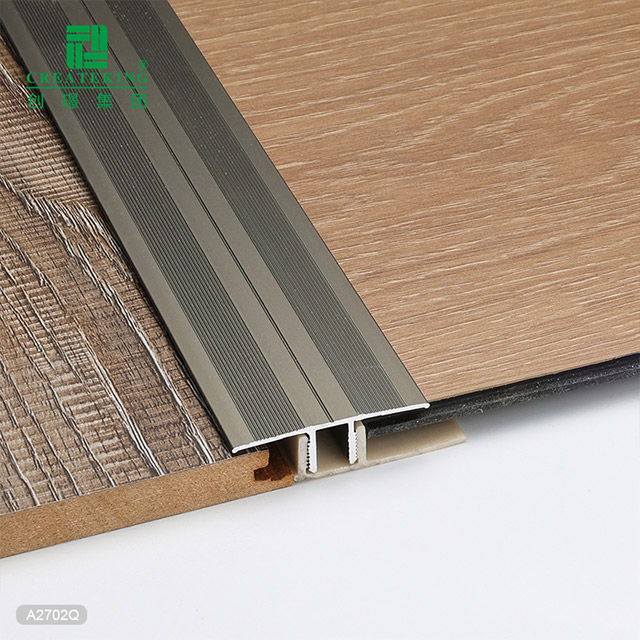 Jalur Peralihan Lantai Logam 13x45mm