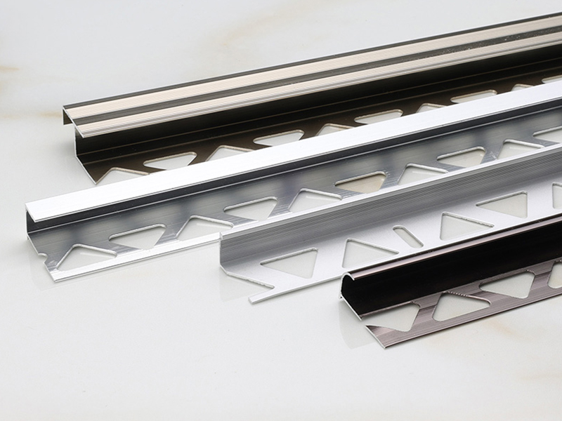  Kemasan Jubin Aluminium berbentuk L