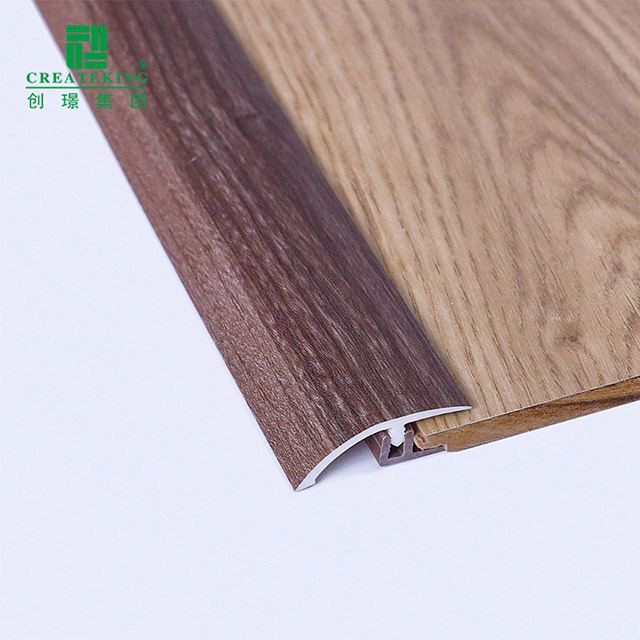 Pengurangan Lantai PVC 48*7.5mm