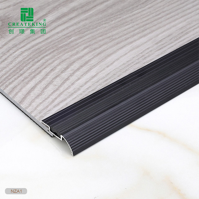 Bar Ambang Anti-gelincir Aluminium 4.95x33mm Dengan Sisipan Getah