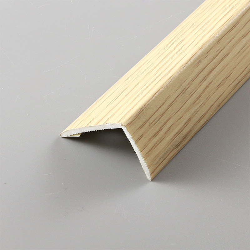 Jalur Tepi Sudut Lantai Kayu Pepejal PVC 32*28mm berbentuk L