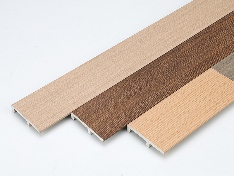 Papan Skirting Klip pada PVC 60*12mm