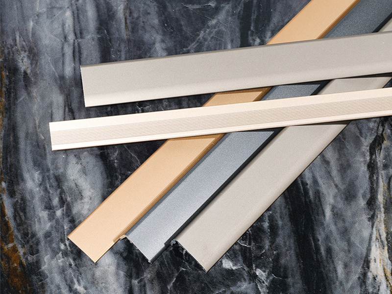 Jalur Peralihan Lantai Berbentuk L