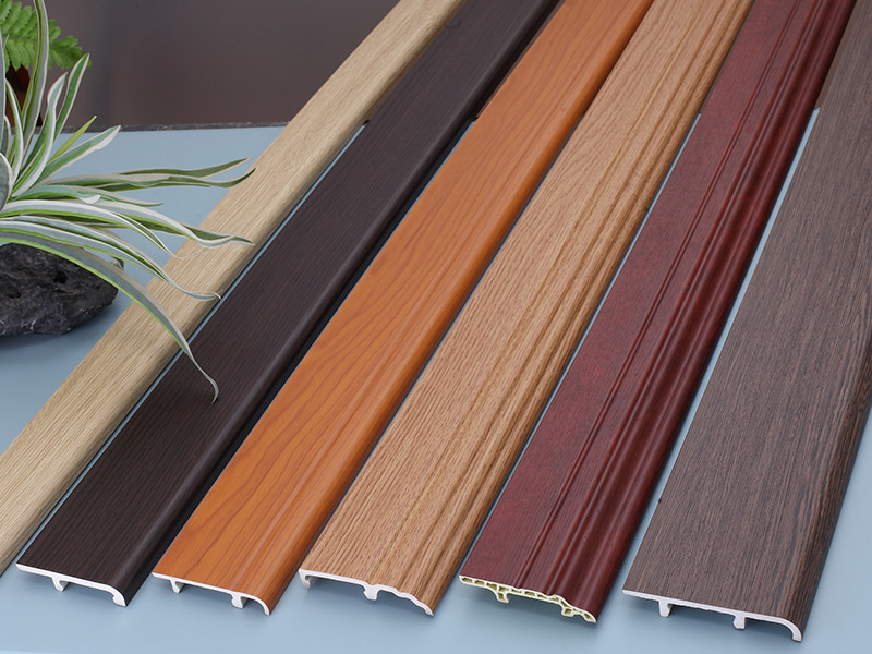 Papan Skirting Klip pada PVC 100*16mm