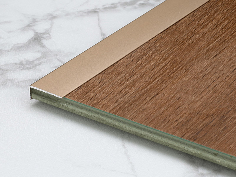 Jalur Peralihan Lantai Berbentuk L