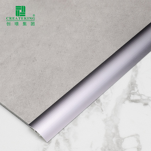 Jalur Ambang Pintu Logam 5.58x39.41mm