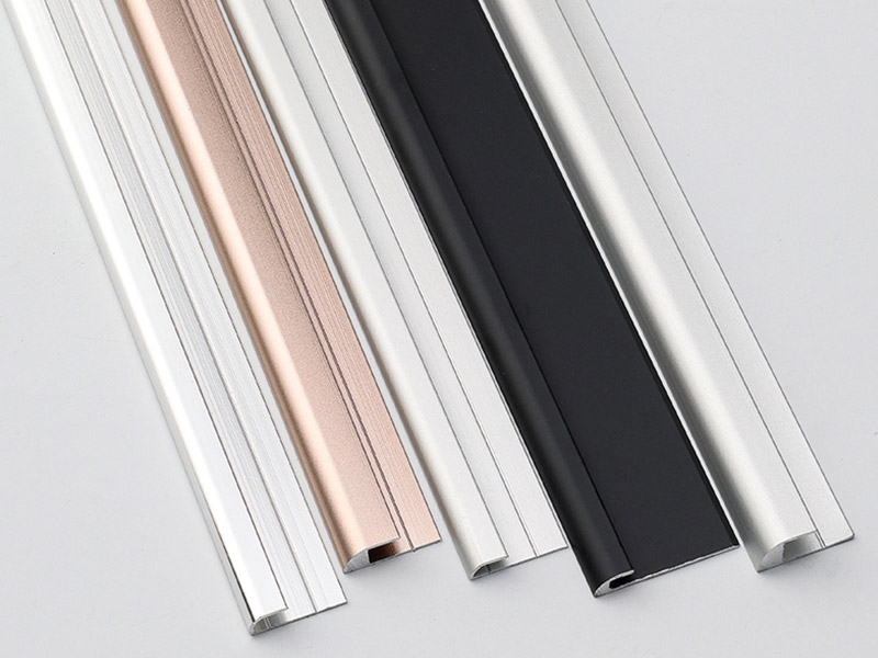 Kemasan Tepi Lantai Logam berbentuk C