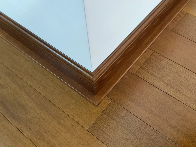 Adakah Lantai Kayu Keras Perlu Padan dengan Baseboard?