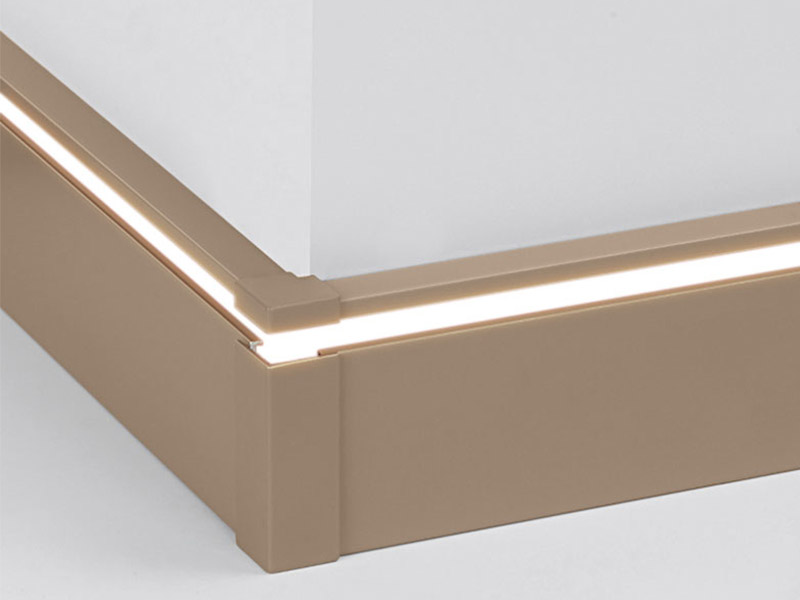 Papan Skirting Aluminium LED 50*9mm