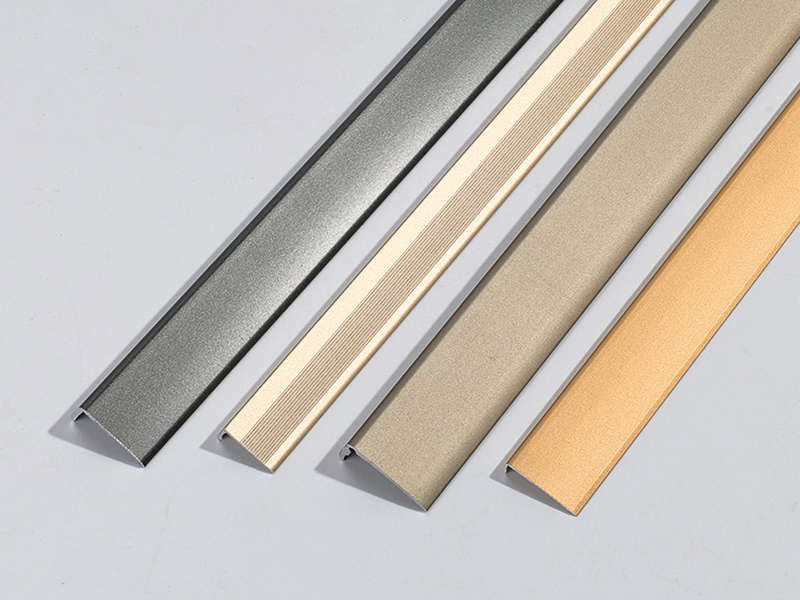 Kemasan Tepi Lantai Aluminium berbentuk L