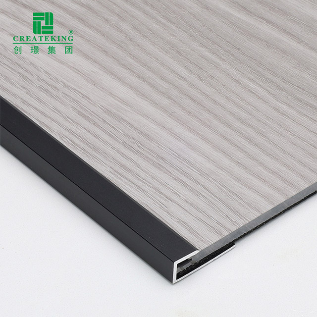 Kemasan Tepi Lantai Aluminium 24.95x7.2mm