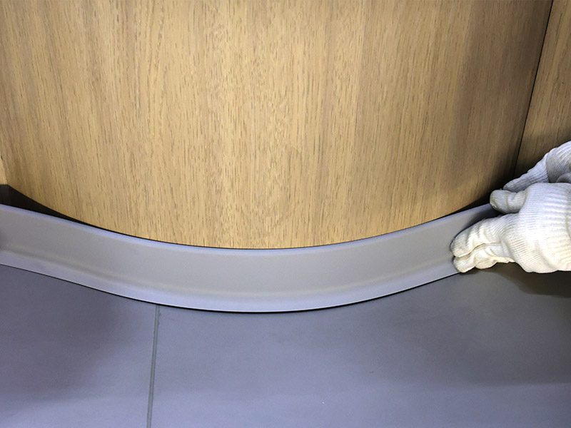 Skirting PVC Tegar Dan Skirting PVC Fleksibel