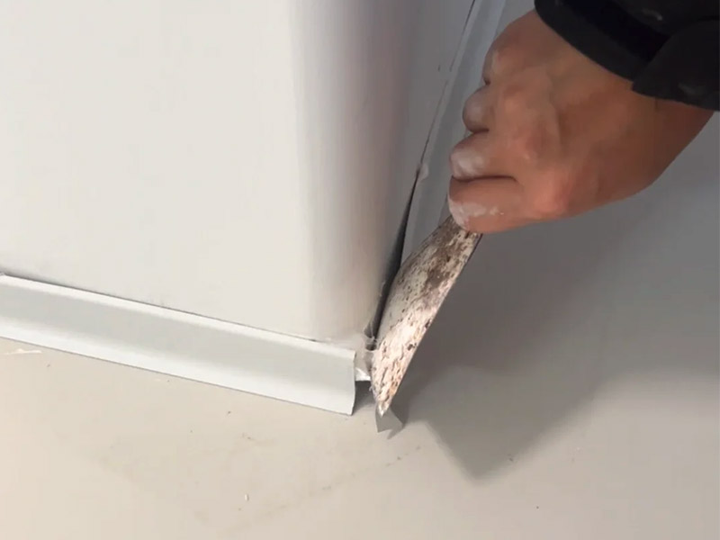 Gantikan Papan Skirting